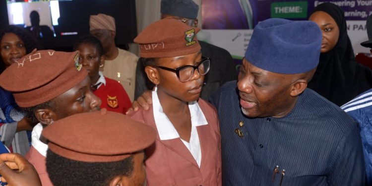 Alausa Tasks Nigerian Students on Proper Hygiene, Nutrition, Immunisation