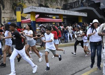32 Killed, Over 700 Injured as Powerful Earthquakes Rock Venezuela