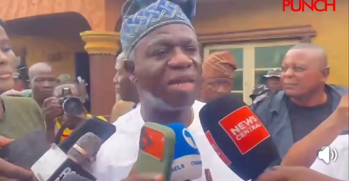 EkitiDecides: PDP Candidate Raises Concern Over Voting System at Some Polling Units