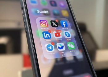 UAE Bars Children Under 15 From Using Social Media Platforms ‎
