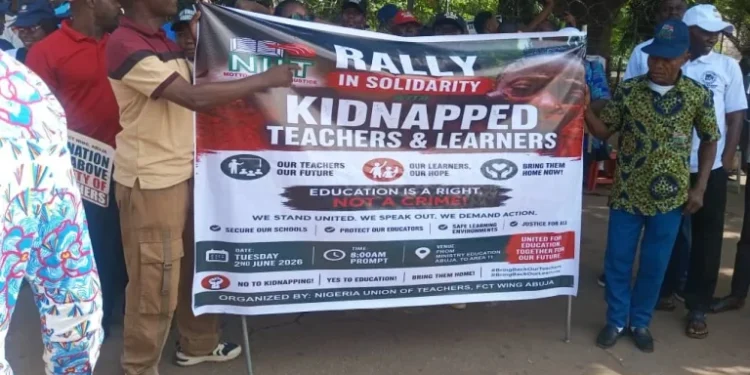 FCT Teachers Stage Protest Over Insecurity, Demand Safer Schools After Oyo Abductions