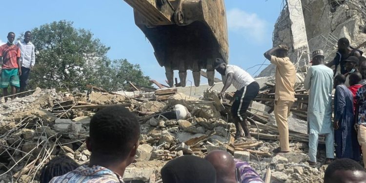 Building Collapse in Port Harcourt Leaves One Dead, Several Trapped