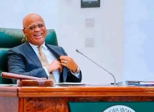 IPAC Hails A’Ibom Gov over CNG Buses, 350-bed Hospital