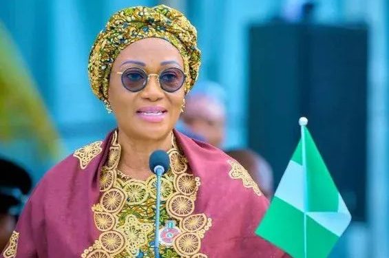 Remi Tinubu Empowers 800 Kogi Women, Unveils Kogi Treasury House