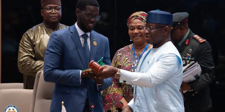 Sierra Leone Hands over ECOWAS Chairmanship to Senegal