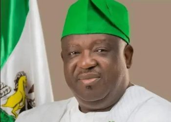 ‎Gov. Mutfwang Clears 40-Year Pension Arrears — NLC