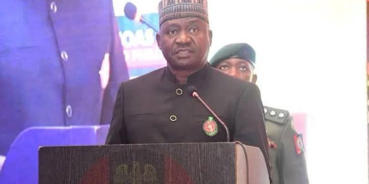 Nigerian Soldiers Now Earn N100,000 Monthly Salary, Says Defence Minister