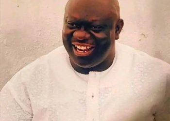 Governor Adeleke Condoles Ooni of Ife Over Passing of Elder Brother