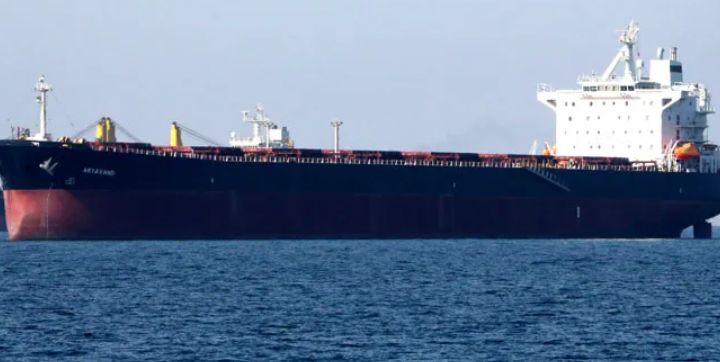 Iran Shuts Strait of Hormuz Amid Fresh Hostilities with US