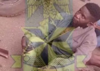 Nigerian Army Intercepts Suspected Arms Trafficking Syndicate, Seizes AK-47 Rifles, SMGs In Kaduna