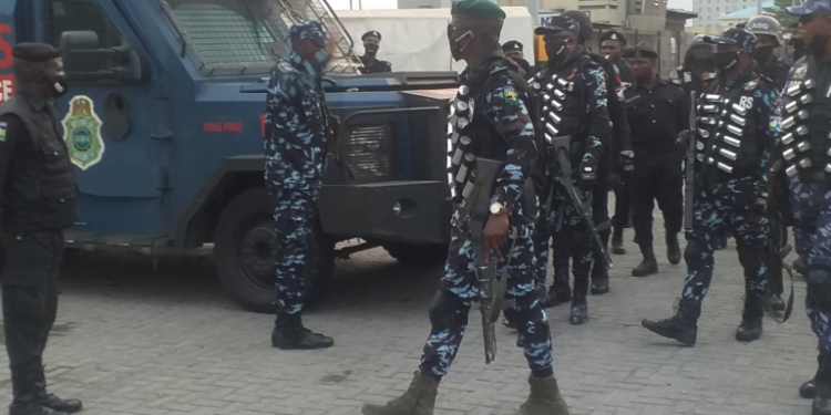 Five Suspects Arrested in A’Ibom Criminal Hideout Raid 