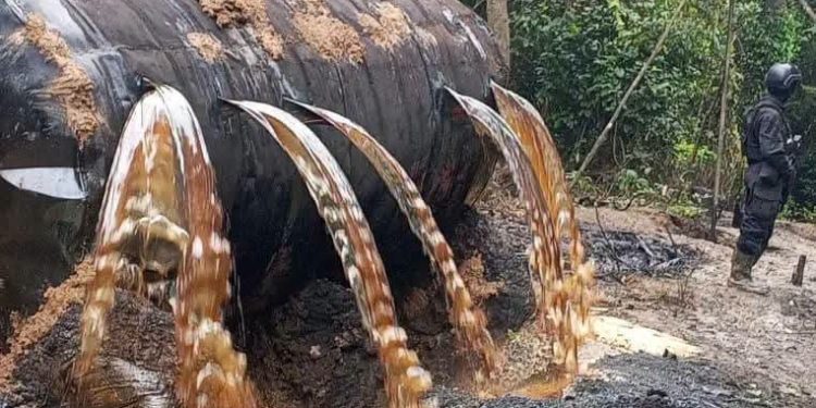 Nigerian Navy Recovers 61,000 Litres of Petroleum Products from Illegal Networks in Rivers