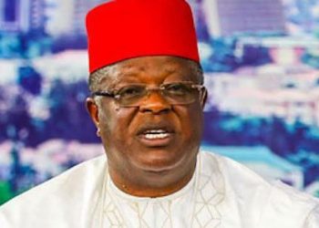 Nigerian Govt Approves Reconstruction of 10 Bridges in Every State