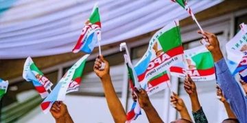 Kwara APC Loses 12 Ward Executives after Sen. Mustapha’s Exit