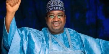 Shehu of Borno to Confer Prestigious Traditional Title of “Zanna” on Kebbi Governor