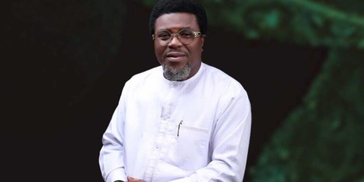 A’Ibom: PDP Governorship Candidate Urges Youths to Prioritise Education  ‎