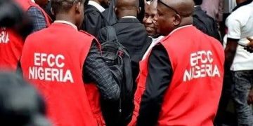 Report: Senior EFCC Officer Faces Corruption Allegations for Demanding ‘10% Before Investigation’, Securing ‘Soft Landing’ for Suspects
