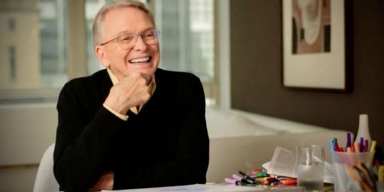 Fashion, Costume Designer Bob Mackie Dies at 87