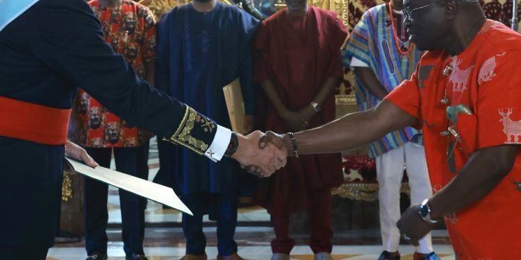 Ikpeazu Presents Letters Of Credence To King Felipe VI Of Spain