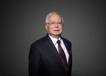 Jailed Ex-PM Najib Razak Pardoned, to Serve Sentence Under House Arrest, Pay $12 Million Fine