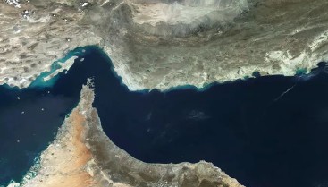 Iran to Announce Restricted Zone Outside Strait of Hormuz