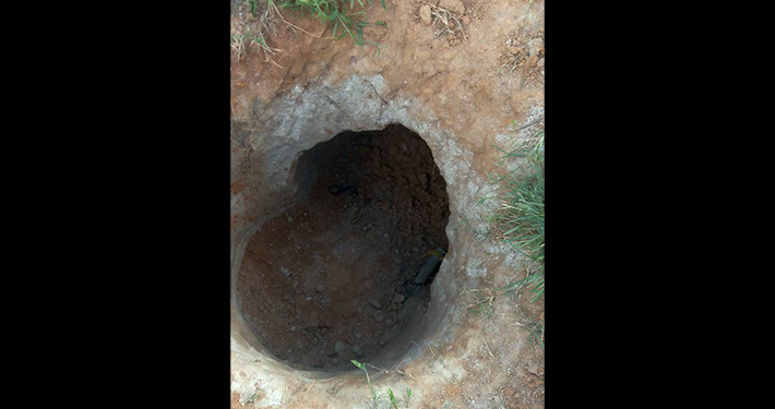 Six Die in Collapsed Mining Pit in Plateau