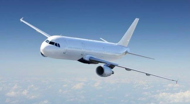 Iran Vows to Continue International Flights Amid US Threat 