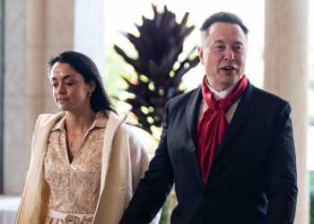 Elon Musk, Long-time Partner Shivon Zilis Part Ways After Four Kids