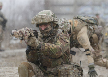 More Than 250 Russian Soldiers Captured, Ukraine Says ‎